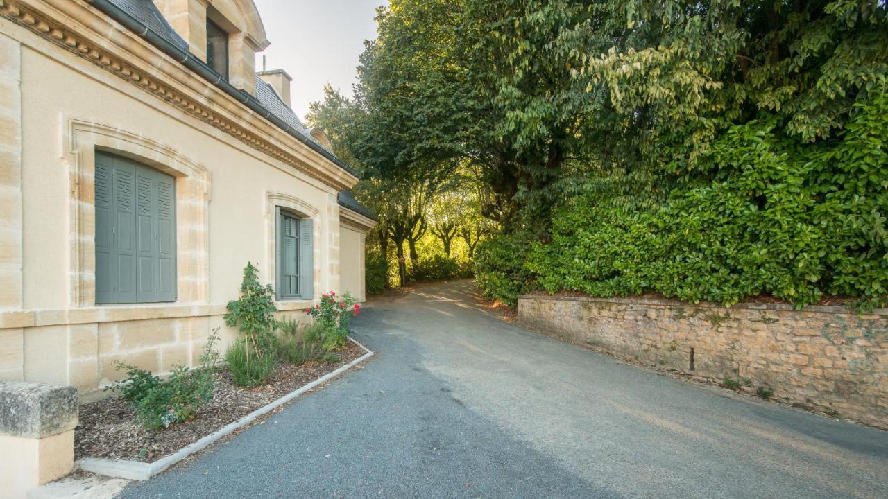 Le Coquet Avec Balcon Terrasse Et Parking Prive Apartment Sarlat-la-Canéda Exterior photo